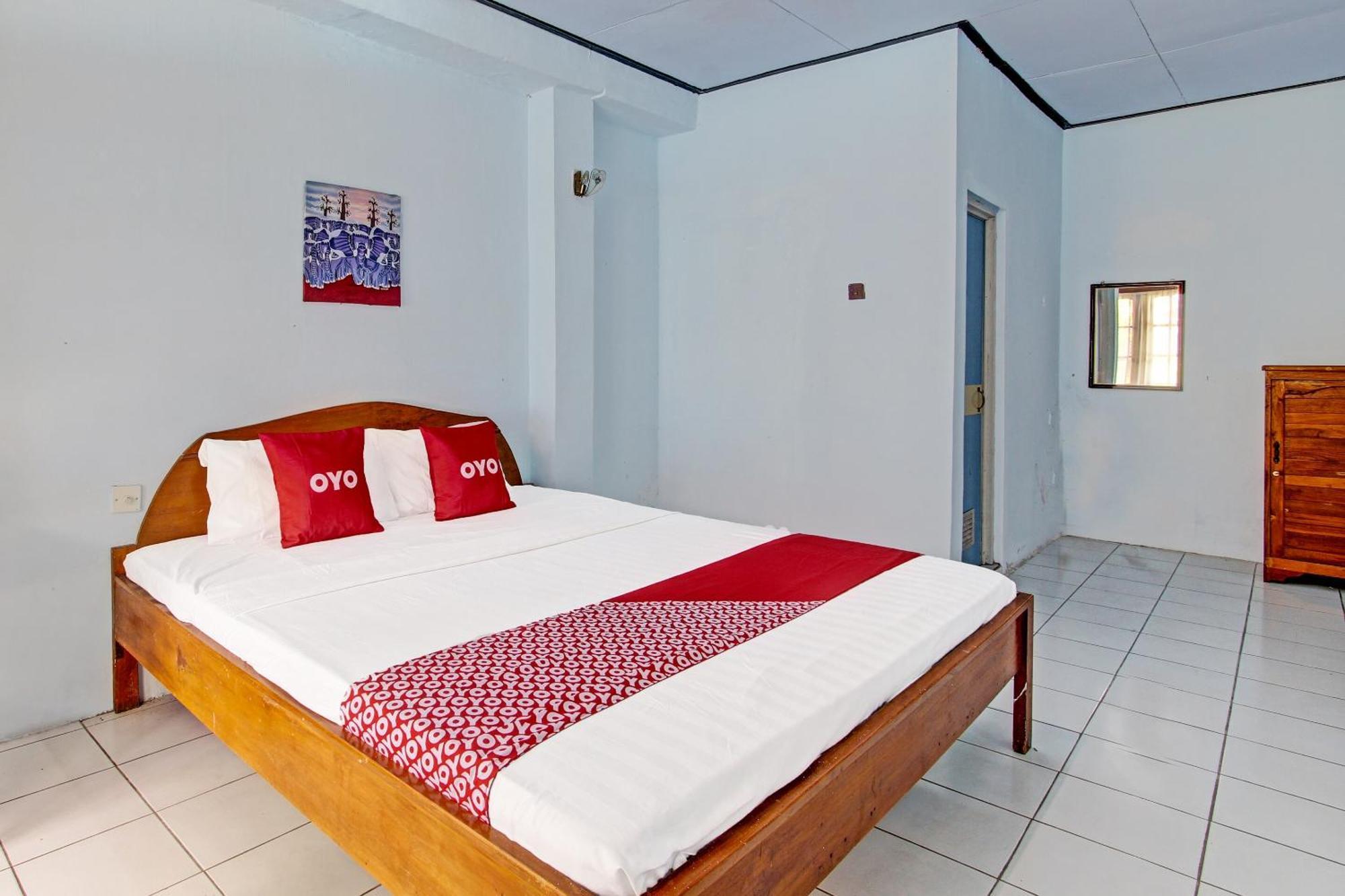 Capital O 91644 Loka Hause Hotel Salatiga Ngoại thất bức ảnh