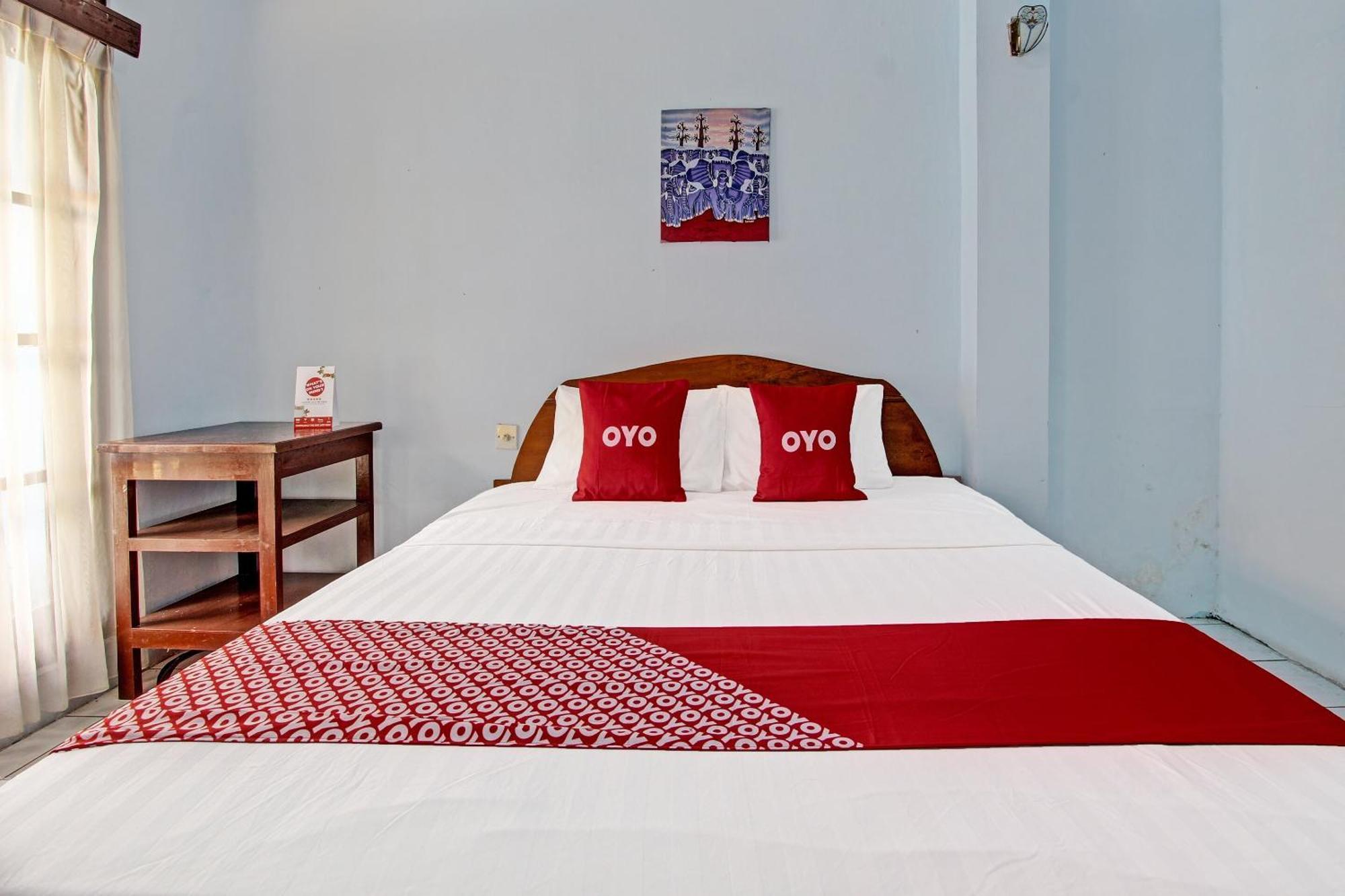 Capital O 91644 Loka Hause Hotel Salatiga Ngoại thất bức ảnh